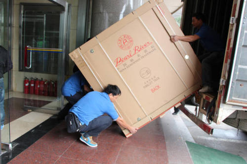 惠城钢琴贵重工艺品无忧运